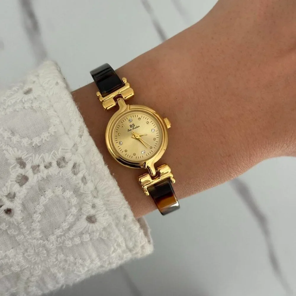 Sku:0229 vintage vibe cute gold mini‎ watch brown bracelet + in a gift box